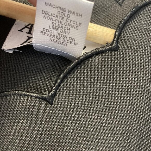 Lot of 2 Anthony Richards Scalloped Shift Dress Womens 14 Black Red Knee Length - Picture 11 of 15